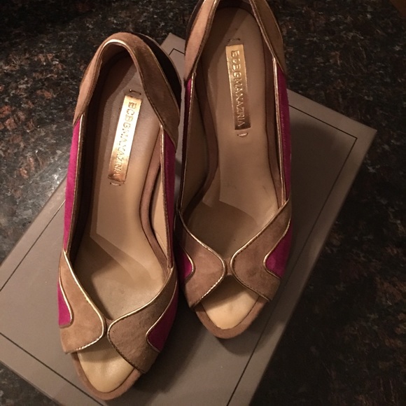 BCBG MAXAZRIA Linden High Heel Shoes - Picture 3 of 7